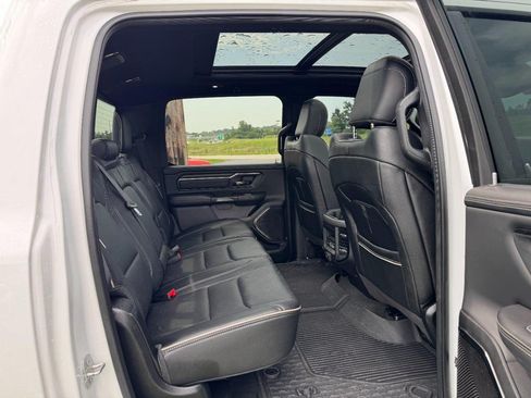 Used 2023 RAM 1500 Limited AWD/4WD image 12