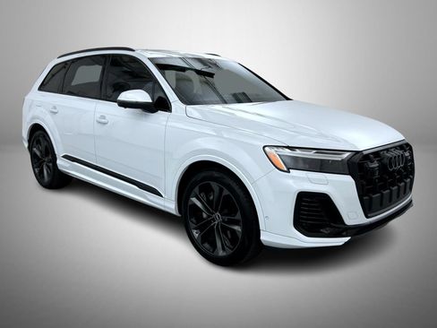 Used 2025 Audi Q7 3.0T Premium Plus w/ Premium Plus Package AWD/4WD image 3