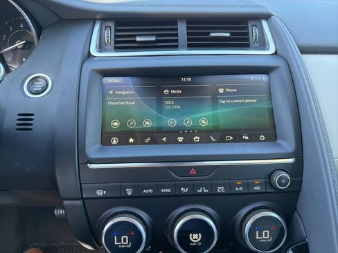 Used 2019 Jaguar E-PACE S image 26