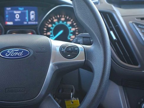 Used 2015 Ford Escape SE image 18