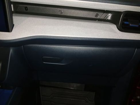 Certified 2025 Ford Maverick XLT image 48