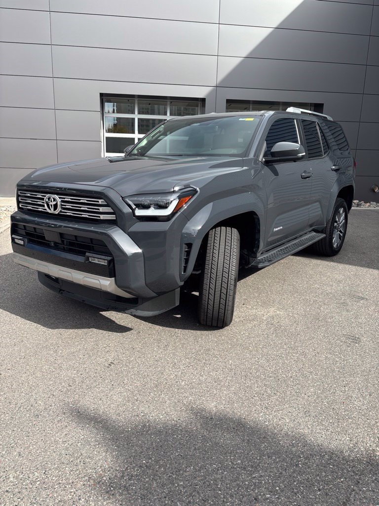 Used 2025 Toyota 4Runner Limited w/ Tow Technology Package AWD/4WD image 3