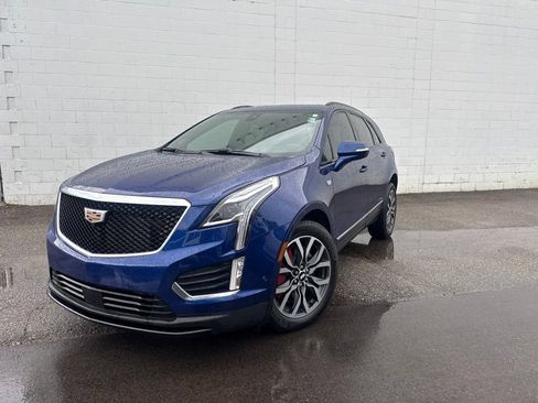 Certified 2023 Cadillac XT5 Sportv w/ Technology Package AWD/4WD image 1