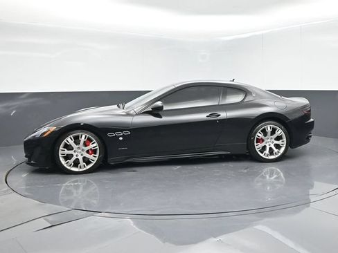 Used 2017 Maserati GranTurismo Sport RWD image 5
