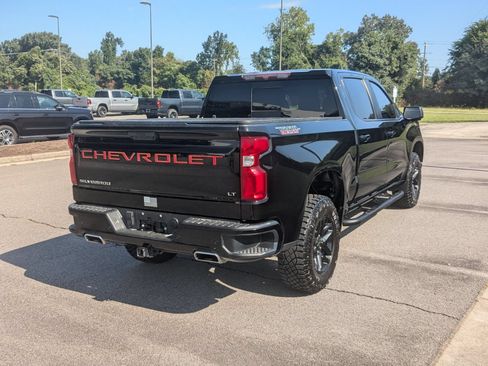 Used 2022 Chevrolet Silverado 1500 LT Trail Boss w/ Convenience Package II AWD/4WD image 3