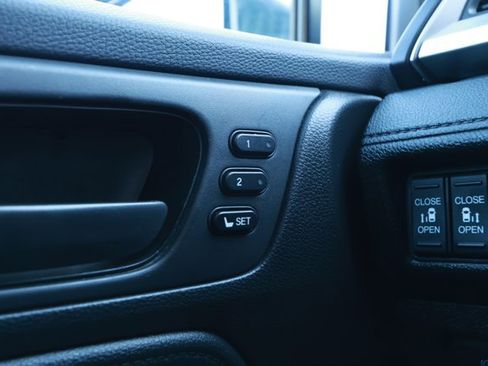 Used 2024 Honda Odyssey EX-L image 21