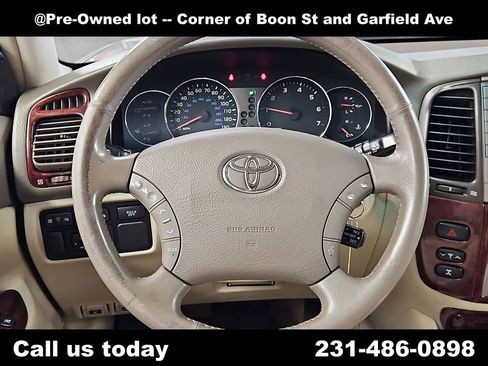 Used 2004 Toyota Land Cruiser AWD/4WD image 19