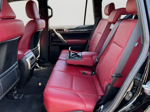 Certified 2021 Lexus GX 460 Luxury w/ Accessory Package image 10