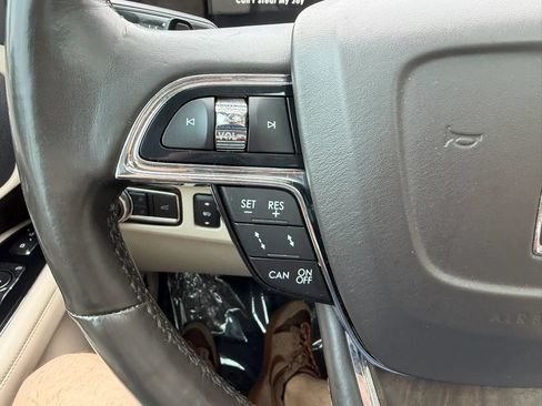 Used 2018 Lincoln Navigator L Reserve w/ Technology Package AWD/4WD image 20