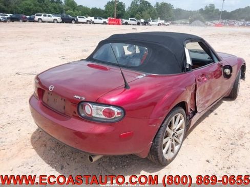 Used 2006 MAZDA MX-5 Miata Grand Touring RWD image 3