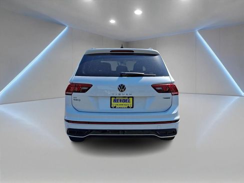 Used 2023 Volkswagen Tiguan SE R-Line AWD/4WD image 5