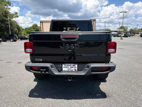 Used 2022 Jeep Gladiator Sport AWD/4WD image 6