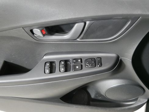 Used 2018 Hyundai Kona SEL AWD/4WD image 19