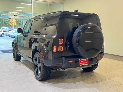 Used 2023 Land Rover Defender 110 X image 4