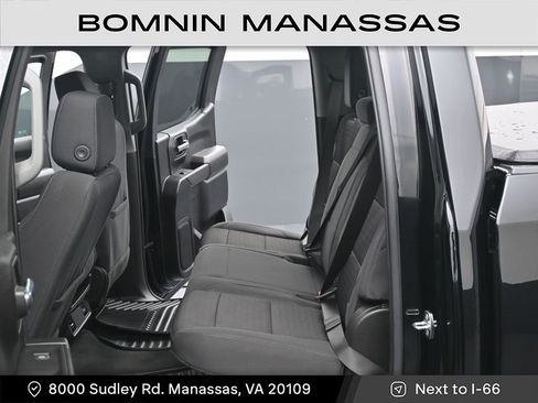 Used 2022 Chevrolet Silverado 1500 Custom image 11