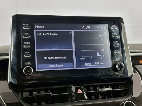 Used 2020 Toyota Corolla LE FWD image 21
