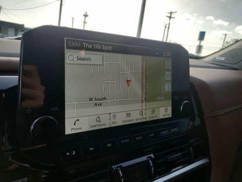 Used 2025 Nissan Pathfinder Platinum w/ Cargo Package image 19