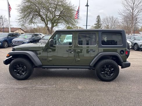 Used 2021 Jeep Wrangler Unlimited Sport AWD/4WD image 8