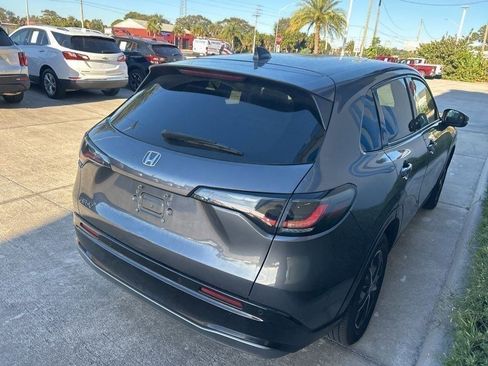 Used 2023 Honda HR-V EX-L image 7