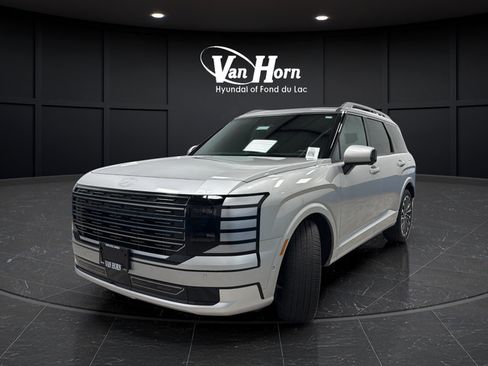 Used 2026 Hyundai Palisade Calligraphy AWD/4WD image 3