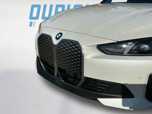 Used 2025 BMW i4 eDrive40 image 23