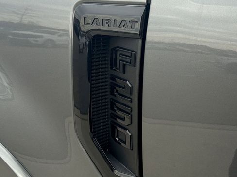 Certified 2022 Ford F250 Lariat w/ Tremor Off-Road Package image 28
