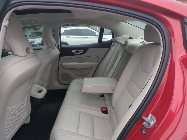 Certified 2024 Volvo S60 B5 Plus FWD image 25