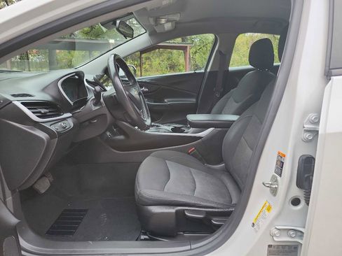 Used 2016 Chevrolet Volt LT image 15