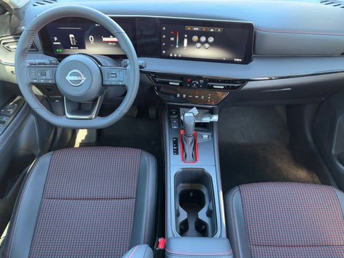 New 2026 Nissan Kicks SR image 14