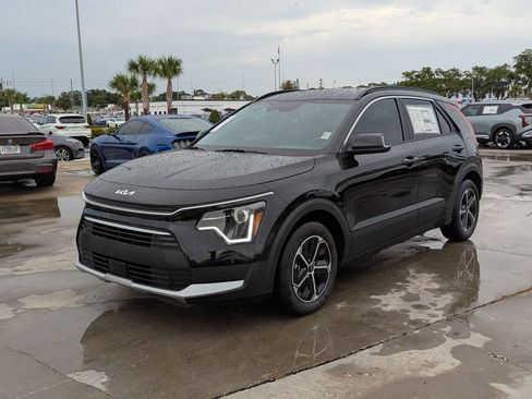 New 2026 Kia Niro EX FWD image 4