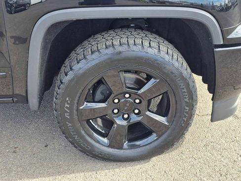 Used 2018 GMC Sierra 1500 4x4 Double Cab w/ Elevation Edition image 9