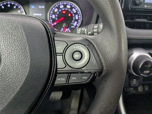Certified 2021 Toyota RAV4 XLE image 14
