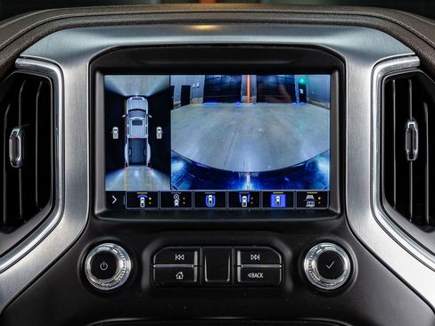 Used 2023 GMC Sierra 3500 SLT w/ SLT Premium Package image 26