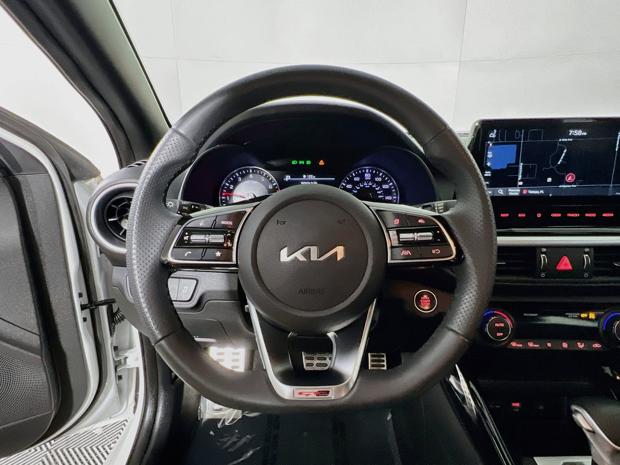 Used 2023 Kia Forte GT-Line FWD image 18