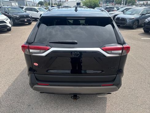Used 2020 Toyota RAV4 Limited AWD/4WD image 6
