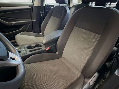 Used 2019 Volkswagen Jetta S image 11