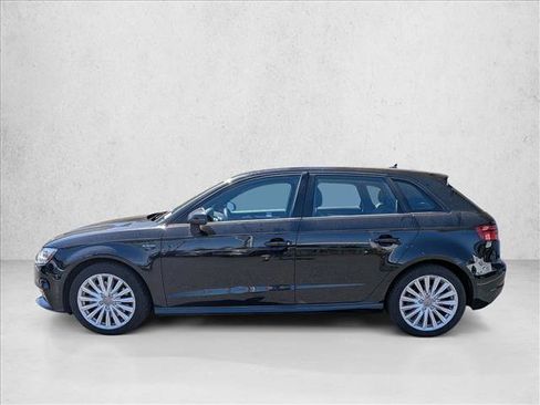 Used 2017 Audi A3 e-tron Premium FWD image 9