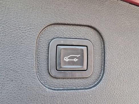 Used 2017 Chevrolet Equinox LT w/ Convenience Package FWD image 24