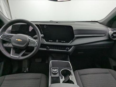 Used 2026 Chevrolet Equinox LT FWD image 26