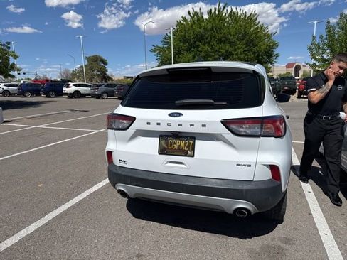 Used 2022 Ford Escape S image 7