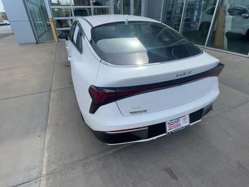 Used 2025 Kia K5 LXS FWD image 8