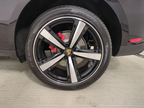 New 2026 Porsche Macan S AWD/4WD image 13