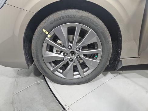 New 2026 Nissan Sentra SL w/ Floor Mat Package image 27