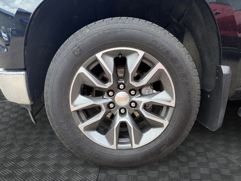 Used 2023 Chevrolet Silverado 1500 LT w/ Protection Package AWD/4WD image 24