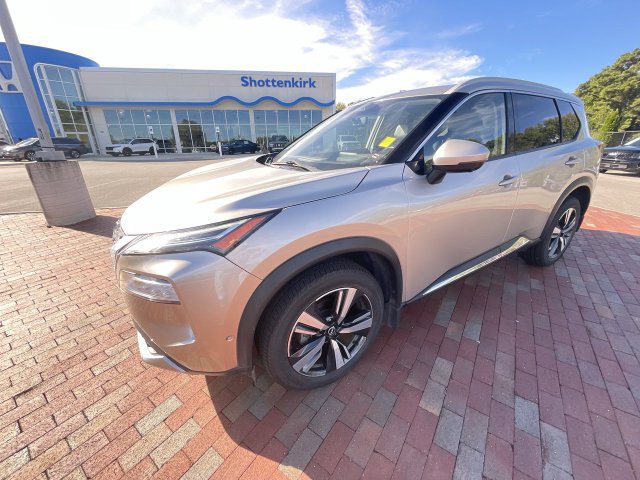 Used 2022 Nissan Rogue Platinum w/ Head-Up Display Package AWD/4WD image 28