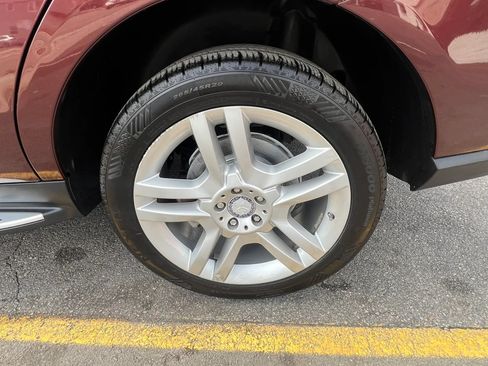 Used 2015 Mercedes-Benz ML 350 4MATIC w/ Premium 1 Package image 11