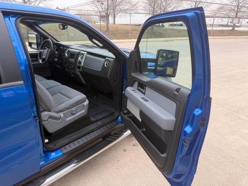 Used 2014 Ford F150 XLT w/ Equipment Group 302A Luxury AWD/4WD image 31