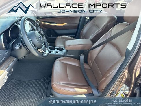Used 2019 Subaru Outback 2.5i Touring AWD/4WD image 14