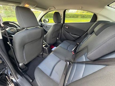 Used 2018 Toyota Yaris iA FWD image 14