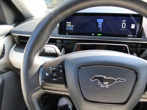 Used 2021 Ford Mustang Mach-E Premium image 15